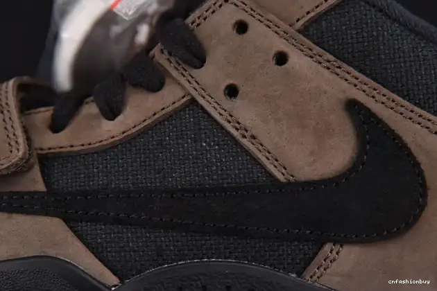 Jumpman FZ8117-204 TR Scott Travis Jordan x Jack 0426